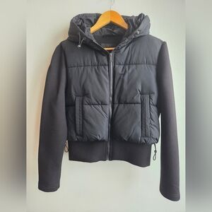 Zara Water and Wind Protection Hooded  Puffer Jacket　with pocket